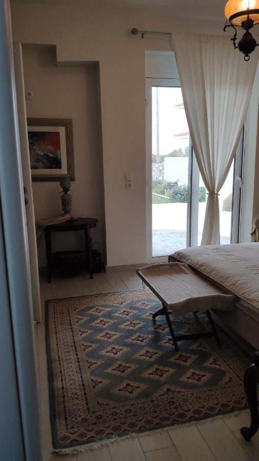 Villa With Aegean Views Akhladherí Dış mekan fotoğraf