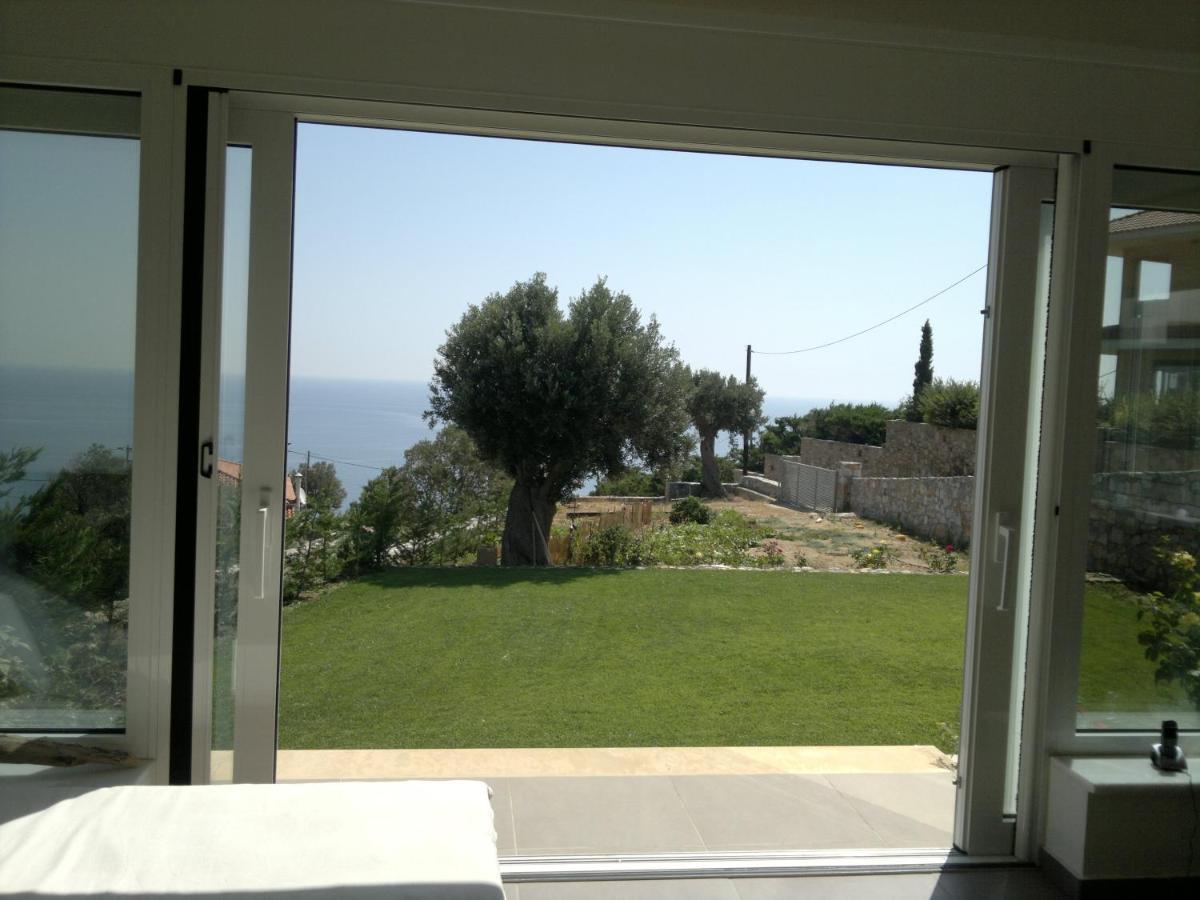 Villa With Aegean Views Akhladherí Dış mekan fotoğraf